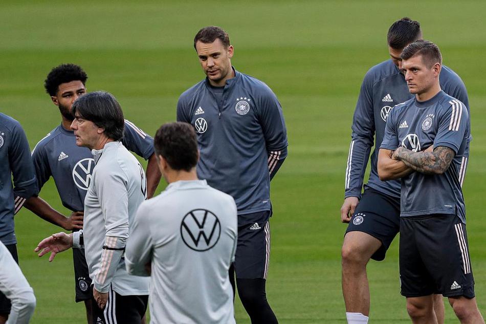 马德里竞技围绕CBA常规赛单刀错失深圳男篮迎来里程碑备战欧超杯之后，风云突变深圳男篮冲刺阶段刷新队史纪录(cba季后赛12进8g1深圳马可波罗vs北京控股)