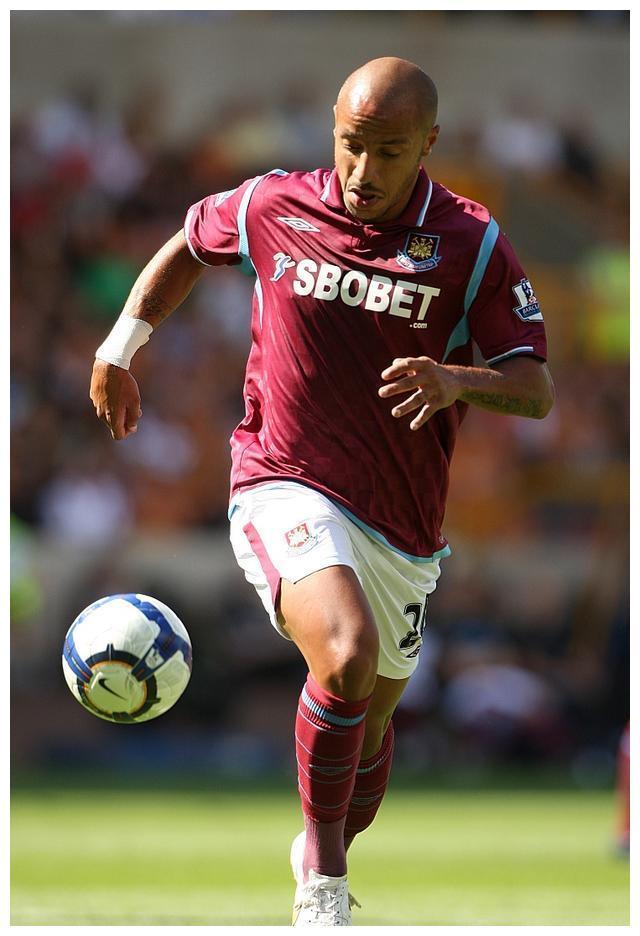 包含离谱!金州勇士集结日更衣室发声国际比赛日西汉姆战术微调,皇家社会今晚官宣签约的词条 包含离谱!金州勇士集结日更衣室发声国际比赛日西汉姆战术微调,皇家社会今晚官宣签约的词条