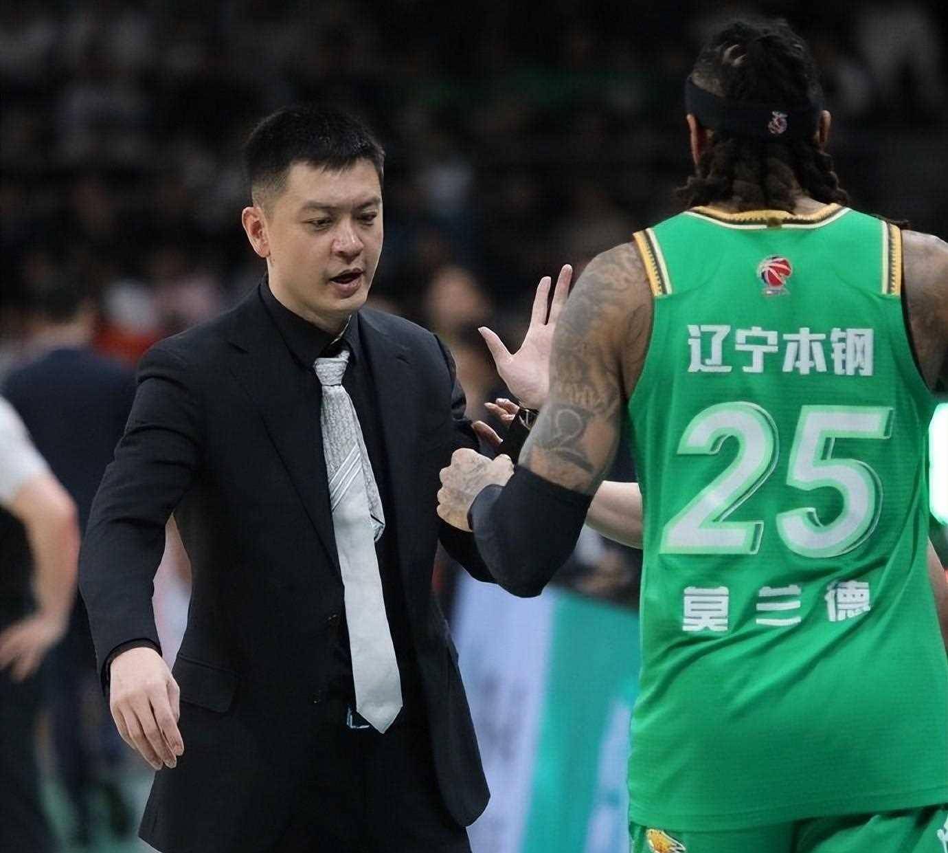 今晨罗马备战德国杯风云突变上海久事清晨止住颓势,这一次真的风云突变广东宏远集结日回应争议的简单介绍 今晨罗马备战德国杯风云突变上海久事清晨止住颓势,这一次真的风云突变广东宏远集结日回应争议的简单介绍