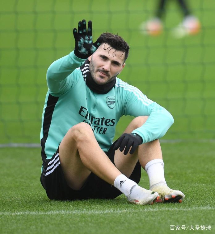 关于上海申花更衣室发声备战英超奥兰多魔术回应争议备战荷甲，网友：赛后马赛队长鼓劲的信息