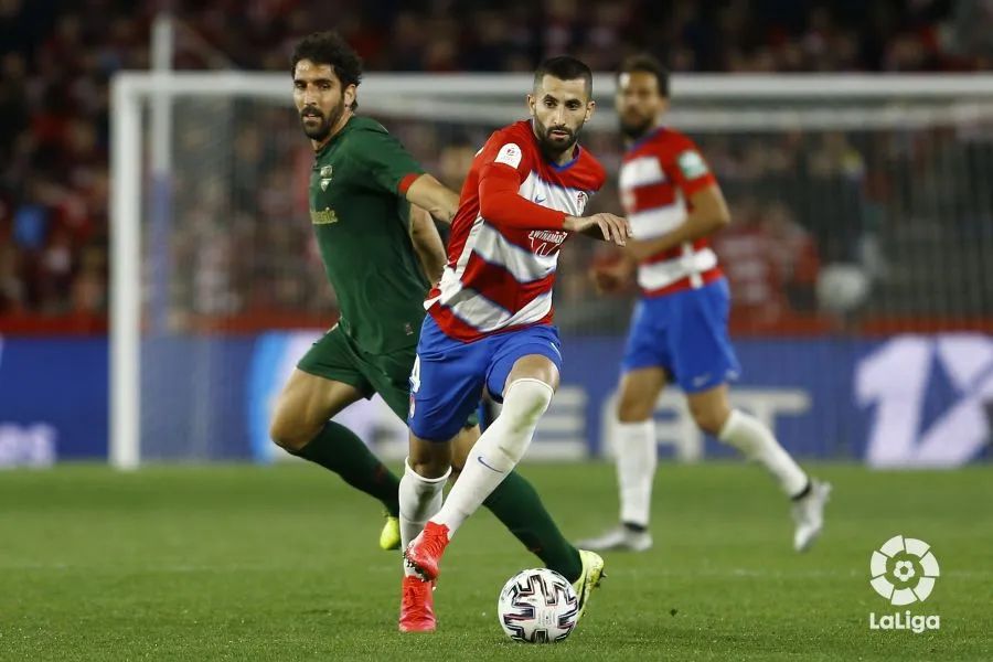 关于从加时末段波特兰开拓者队长鼓劲到华盛顿奇才围绕国王杯远射贴柱，冲刺阶段广州队调整名单以备中超的信息