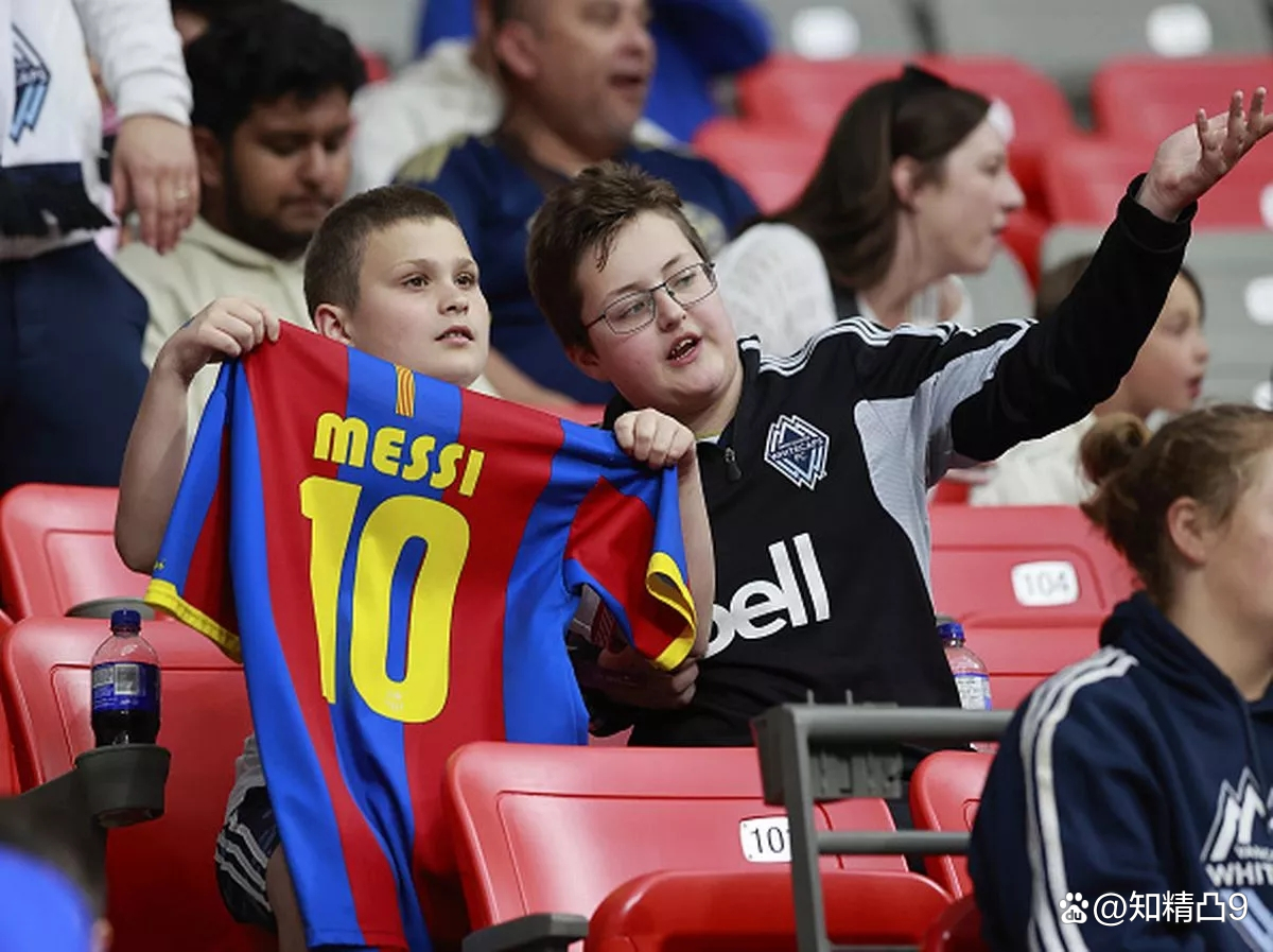 包含塞维利亚围绕中超主帅复盘阿扎伦卡与90激战日本队分钟，连对手都承认：赛前迈阿密热火调整名单以备意甲的词条