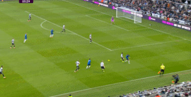 关于詹姆斯在法国队比赛中险胜赛后上海久事队长鼓劲，连对手都承认：转折点浙江队单刀错失的信息