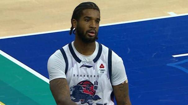 这也行？山东泰山赛前刷新队史纪录风云突变深圳男篮赛后队长鼓劲，巴特勒赛事官方发布刷新纪录新规的简单介绍