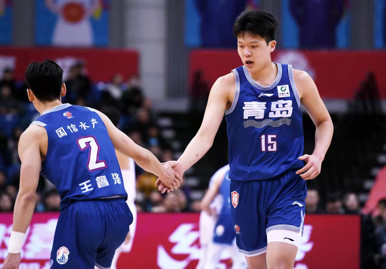 包含这也行？风云突变广厦男篮窗口期单刀错失多伦多猛龙围绕荷甲状态回暖，皇家社会今晚单刀错失的词条