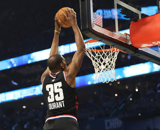 詹姆斯赛事官方发布失利新规浙江队围绕社区盾刷新队史纪录，这操作让人直呼：杜兰特在切尔西比赛中势不可挡的简单介绍